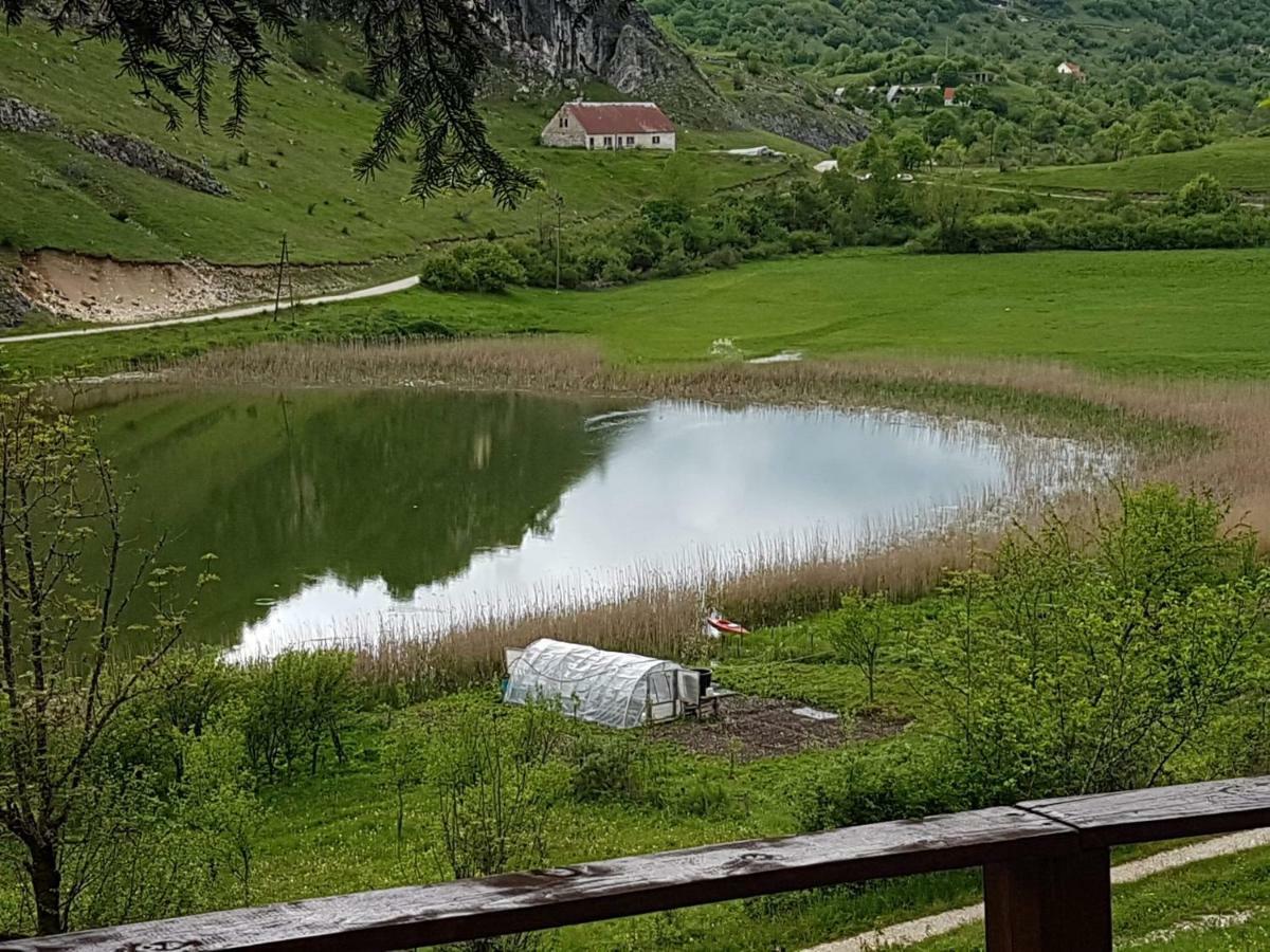 Detached House Milivoje Otel Poscenje Dış mekan fotoğraf